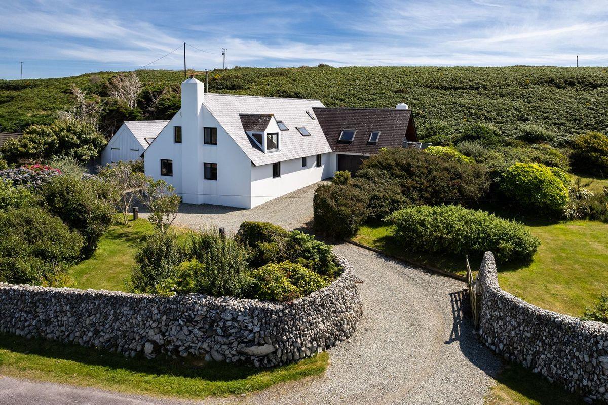 Toe Head, Castletownshend, Co. Cork, P81T226, historical listing image 5