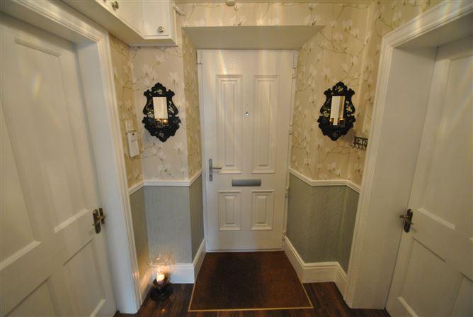 Rosemary Street, Roscrea, Co. Tipperary, historical listing image 4