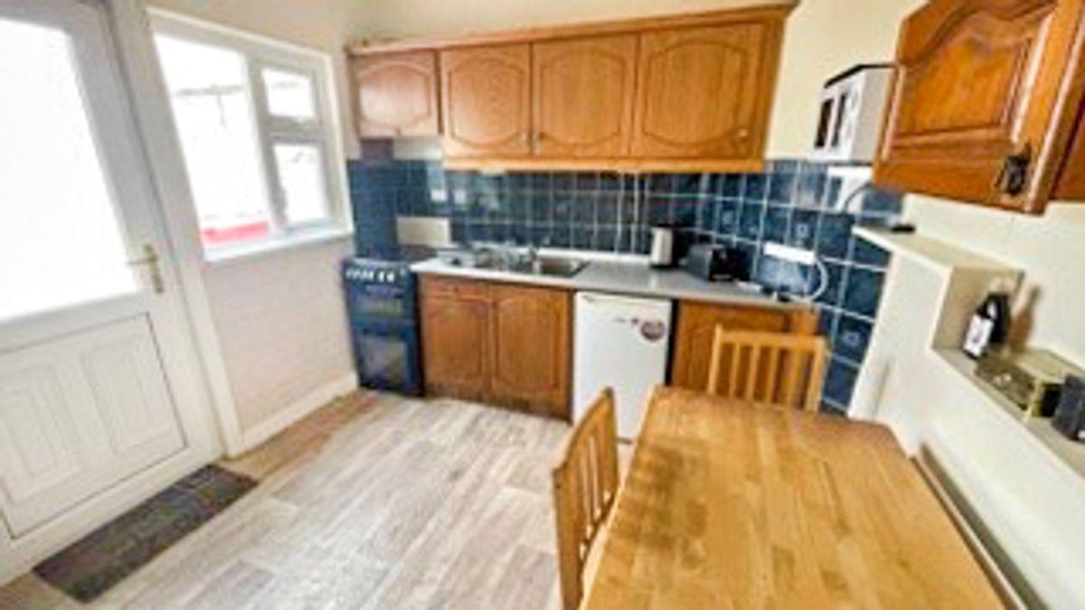 3 Thomond Road, Thurles, Co. Tipperary, E41E735, historical listing image 4