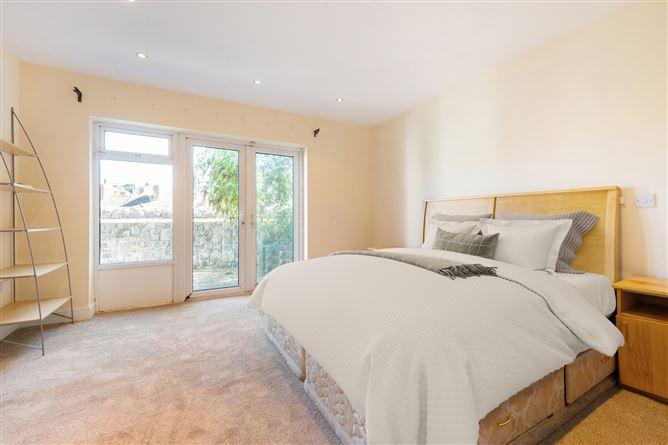 7 Estate Cottages, Shelbourne Road, Ballsbridge, Dublin 4, D04V4Y8, historical listing image 6