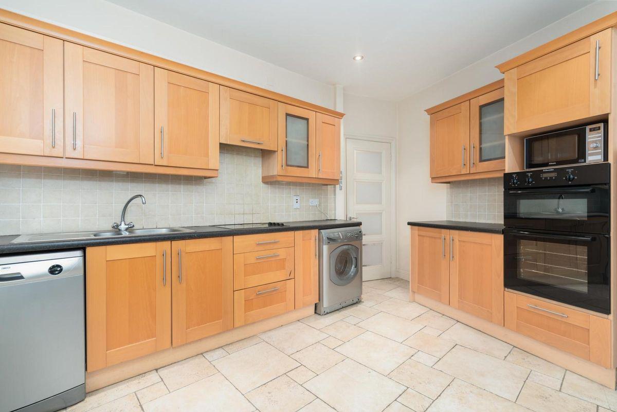 Apartment 1, DENZILLE COURT, 29 Denzille Lane, Dublin 2, historical listing image 3