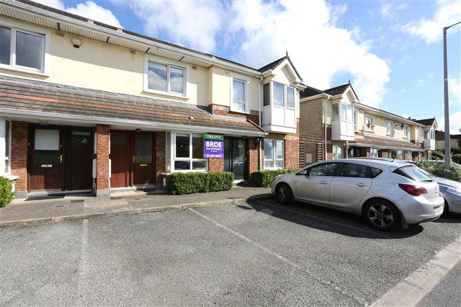 44 Castlegrange Square, Clondalkin, Dublin 22, historical listing image 1