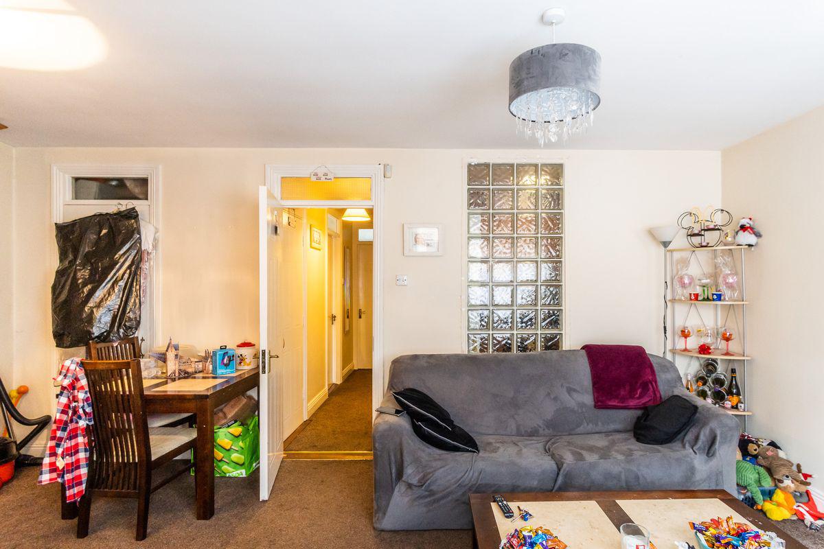 Apartment 4 Tramyard Exchange, Carmans Hall, Dublin 8, historical listing image 4