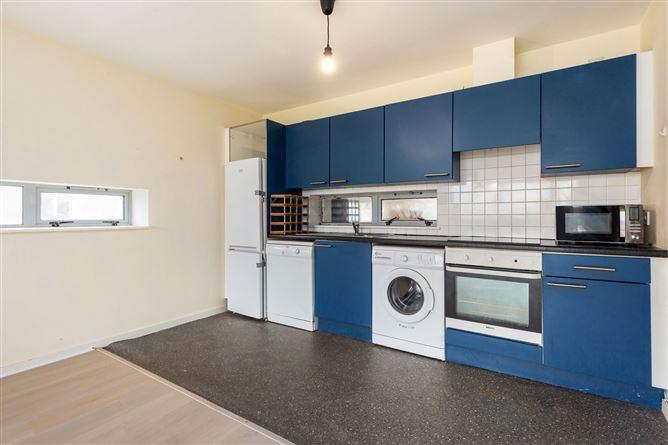Apartment 33, The Turnpike, Santry Cross, Dublin 11, Dublin, historical listing image 2