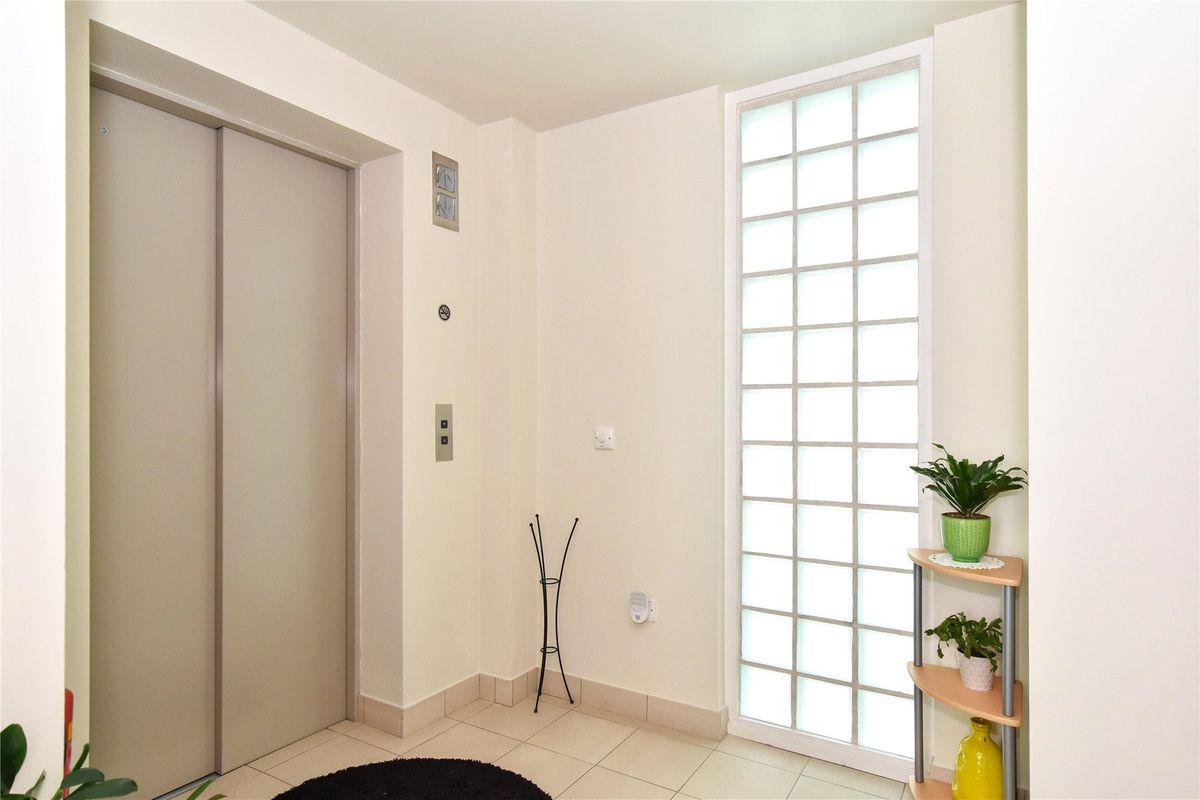 Apartment 1, 37-39 Forster Street, Co. Galway, historical listing image 2