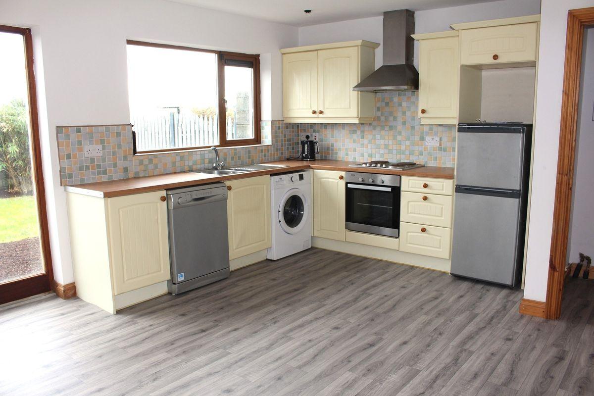 49 Woodlands Drive, Gorey, Co. Wexford, Y25H012, historical listing image 4
