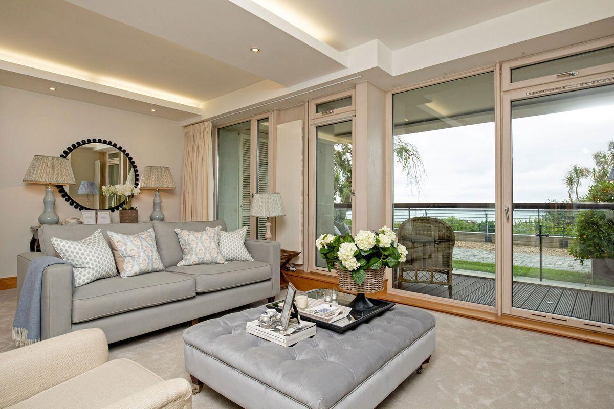 Apt 25 Newman, The Court, Killiney Bay, Killiney, Co. Dublin, historical listing image 3