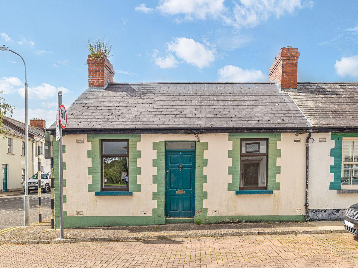 1 Nore Terrace, Maudlin Street, Kilkenny, Co. Kilkenny, R95PEC3, historical listing image 2