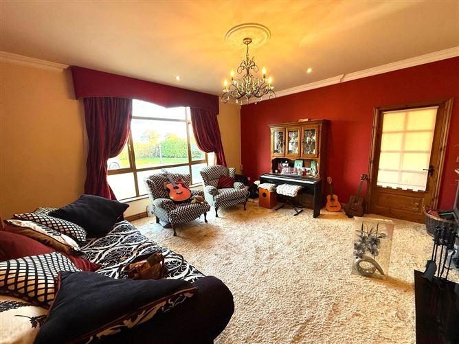 2 Ard na Bé, Aghadoe, Killarney, Co. Kerry, historical listing image 3