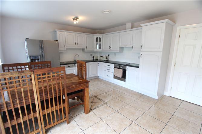 83 Coil Darach, Castleblayney, Monaghan, historical listing image 4