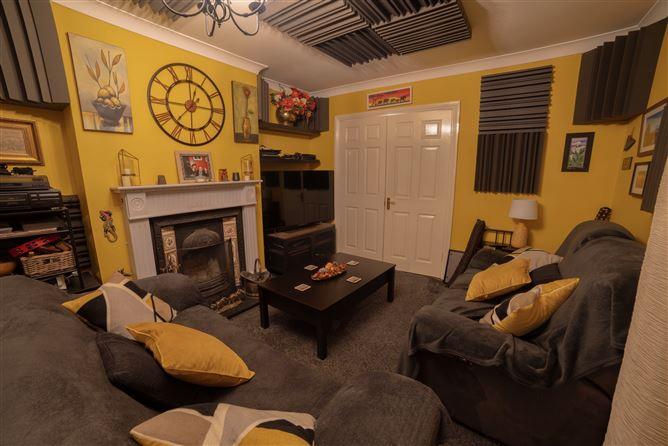 39 Maelduin, Dunshaughlin, Meath, historical listing image 3