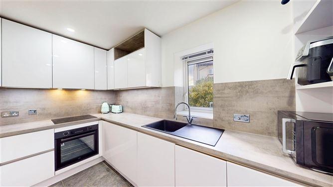 82 Carrigmore Crescent, D24XH95, historical listing image 6