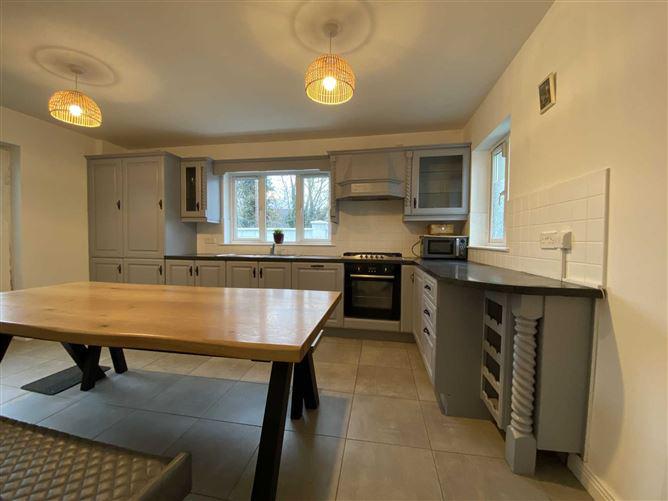 6 Gort An Óir, Clonmel, Co. Tipperary, E91E4F4, historical listing image 3