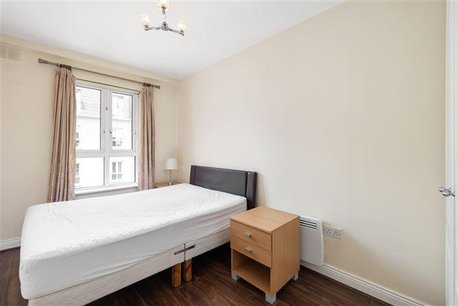 Apartment 18, Amiens Square, Amiens Street, Dublin 1, historical listing image 5