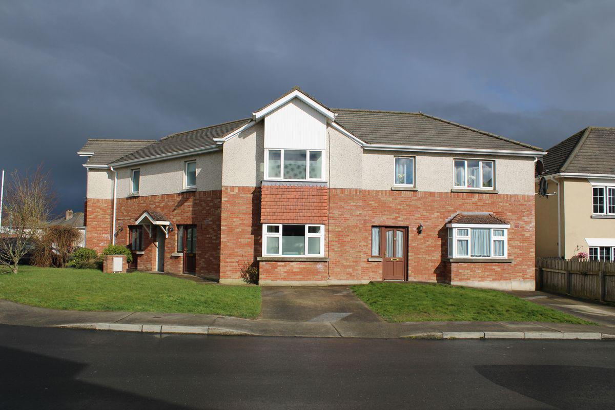 2A Lake Grove, Kilminchy, Portlaoise, Co. Laois, historical listing image 2