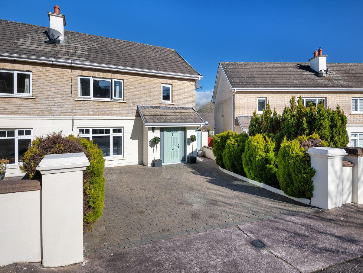 46 Clarkes Wood, Mount Oval Village, Rochestown, Co. Cork, T12DEA8, historical listing image 2