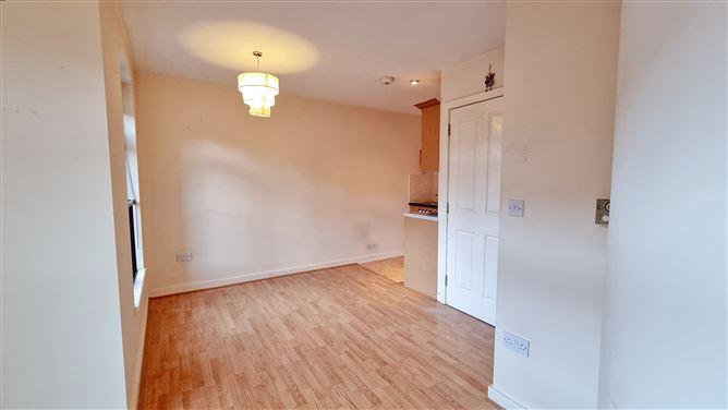 Apt 6 Pier 19, Bridgefoot St, Dublin 8, County Dublin, historical listing image 6