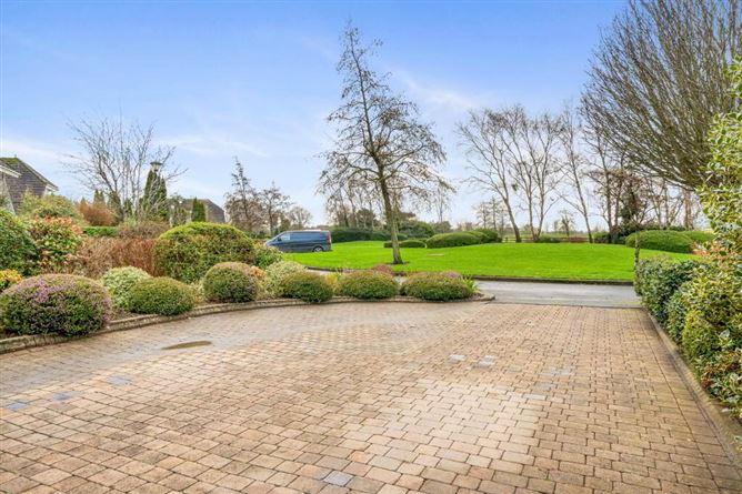 26 Hollystown Demesne, Hollystown, Dublin, historical listing image 3
