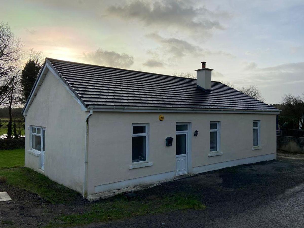 Carrowbehy, Castlerea, Co. Roscommon, F45XV63, historical listing image 3