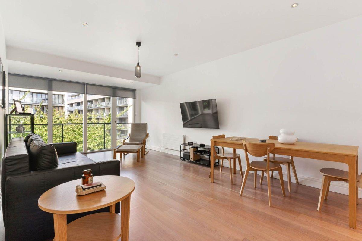 Apartment 150, Bloomfield Park, Bloomfield Avenue, Donnybrook, Dublin 4, County Dublin, historical listing image 4