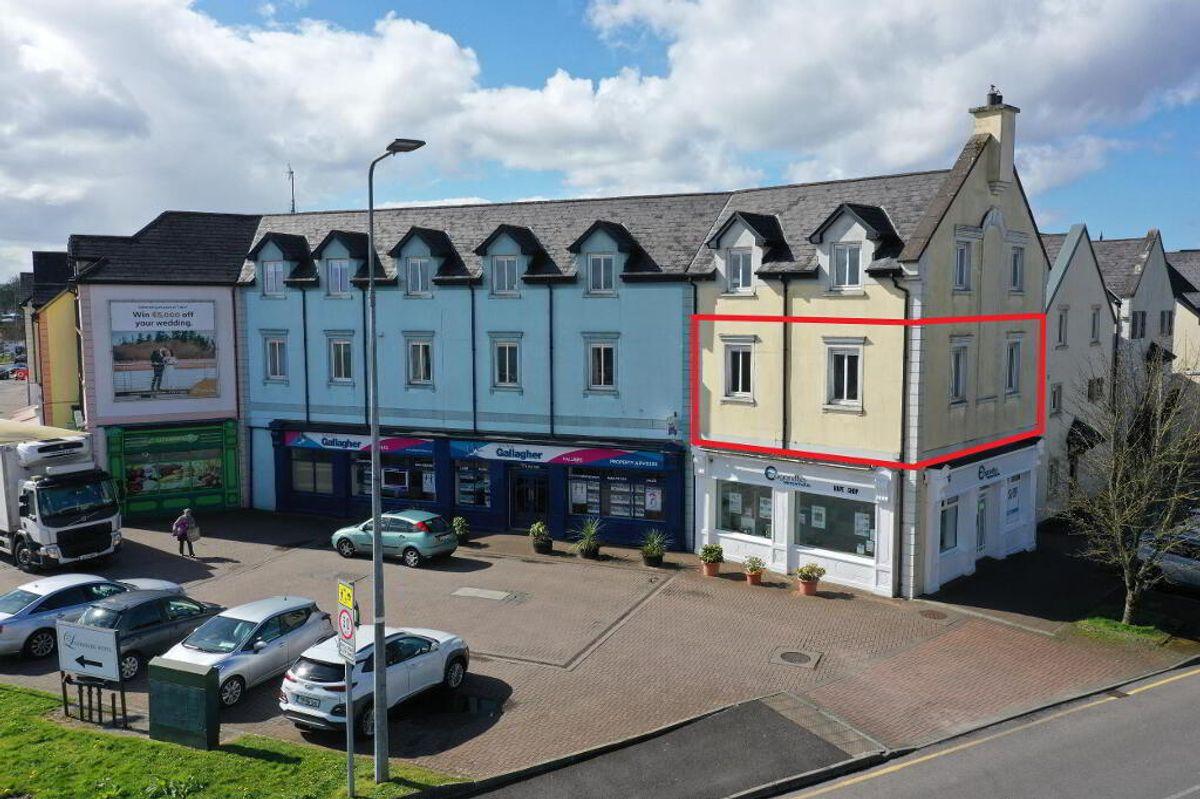 12 Riverview, Landmark Court, Carrick-on-Shannon, Co. Leitrim, N41AX66, historical listing image 2