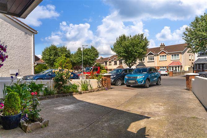 24 Bushfield Lawns, Clondalkin, Dublin 22, historical listing image 2