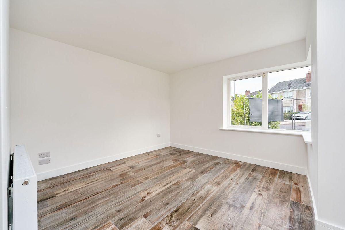27 The Avenue, Rathdale, Enfield, Co. Meath, historical listing image 4