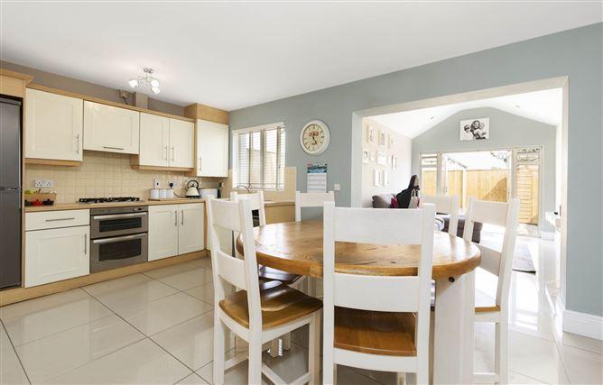 105 The Oaks, Ridgewood, Swords, County Dublin, historical listing image 3