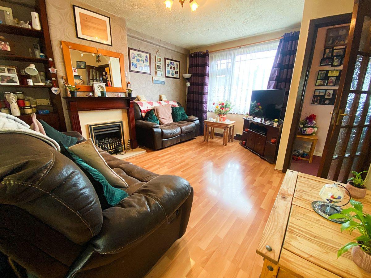 76 Mellowes Avenue, Finglas West, Finglas, Dublin 11, historical listing image 4