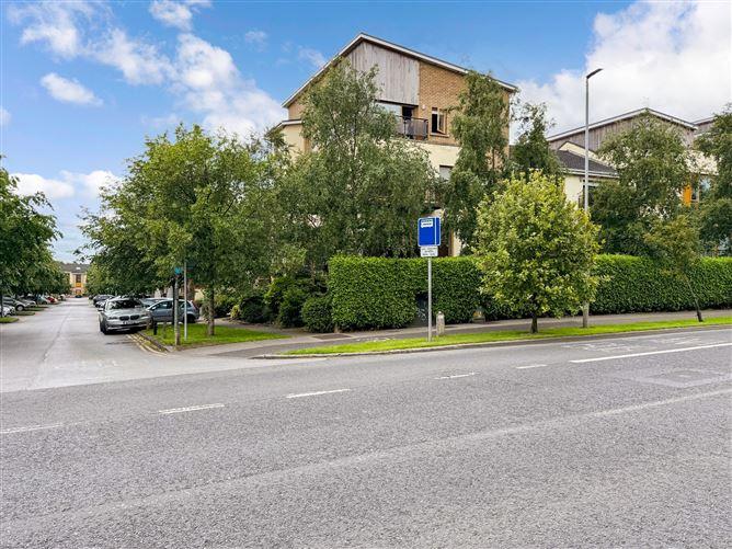 6, Hampton Wood Park, Dublin 11, historical listing image 3