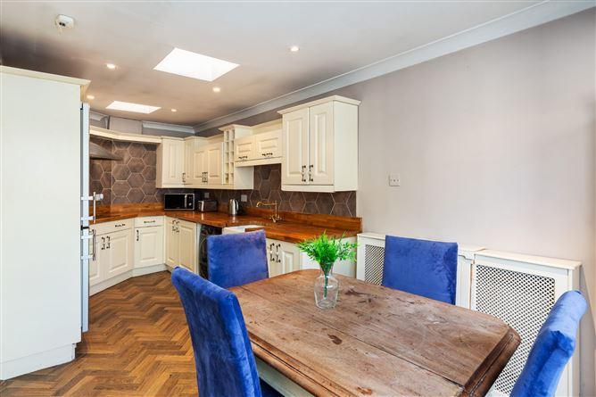 4 Castleknock Cottages, Castleknock Road, Castleknock, Dublin 15, historical listing image 4