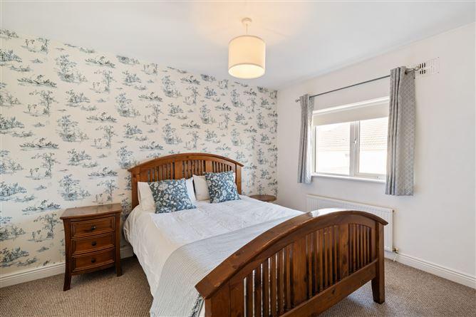 6, Wainsfort Manor Green, Co. Dublin, historical listing image 6