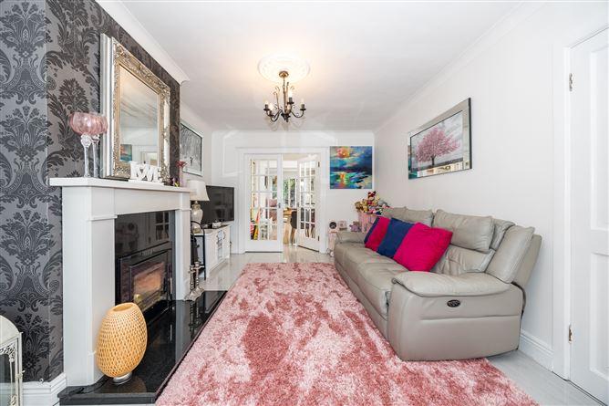 27 Castle Lawns, Malahide, County Dublin, historical listing image 5