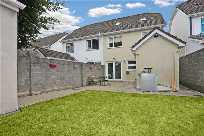 7 Oakwood, Sixmilebridge, Clare, historical listing image 6