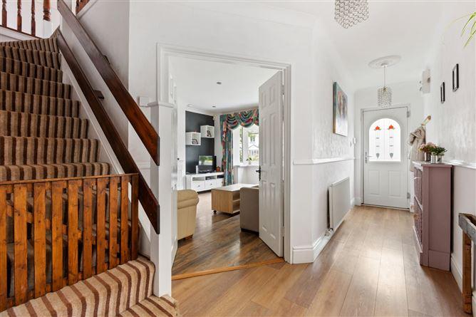 8 Sandyford Hall Close, Sandyford, Dublin 18, historical listing image 2