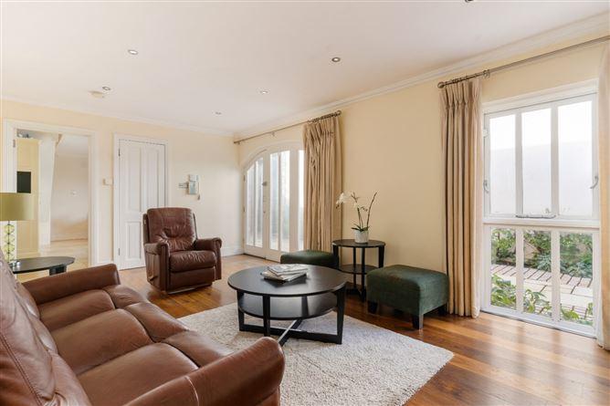 49 Pembroke Lane, Ballsbride, Dublin 4, D04X5N6, historical listing image 2