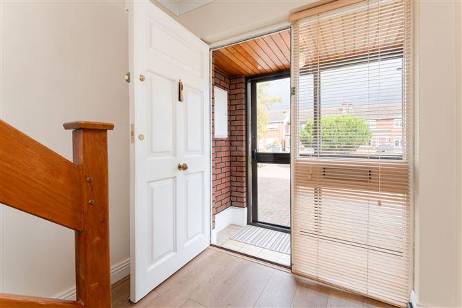 18 Delaford Drive, Knocklyon, Dublin 16, historical listing image 3