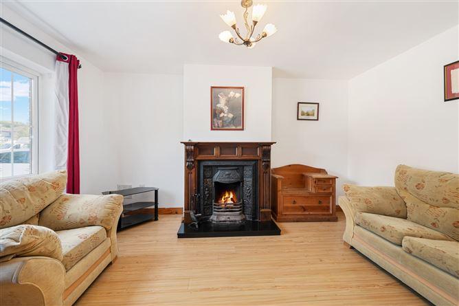 48 The Courtyard, Castleredmond, Midleton, Co. Cork, historical listing image 4