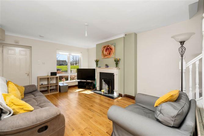 32 Manorfields Walk, Clonee, Dublin, historical listing image 4
