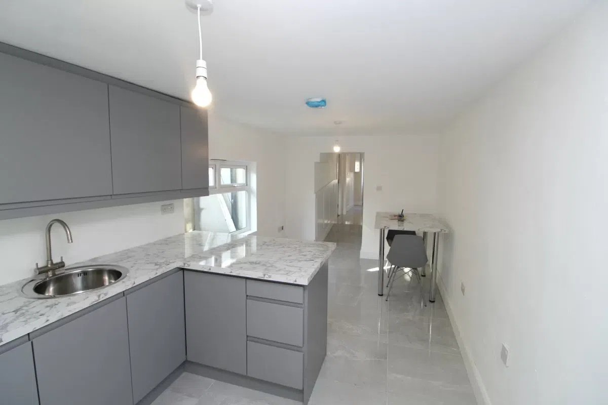 27 Ballydaheen West, Mallow, Co. Cork, historical listing image 2