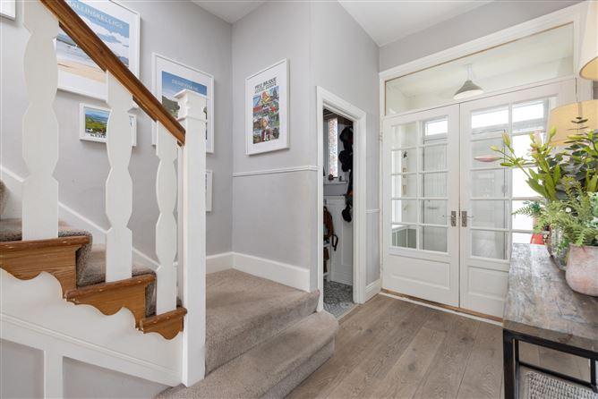 25, Mounttown Road, Co. Dublin, historical listing image 3