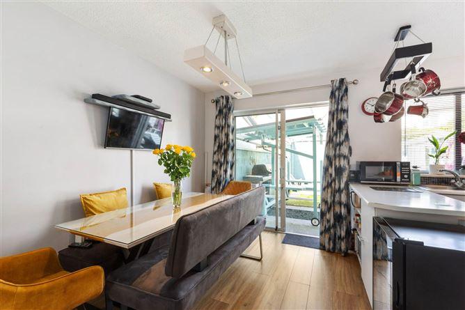 11 Temple Manor Court, Greenhills, Dublin 12, County Dublin, historical listing image 5