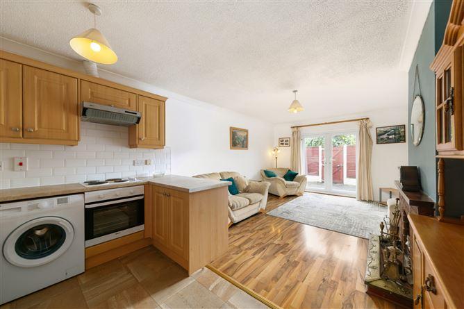 16 Kingshall, Chapelizod, Dublin 20, historical listing image 4
