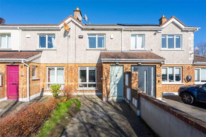 32 Manorfields Walk, Clonee, Dublin, historical listing image 1
