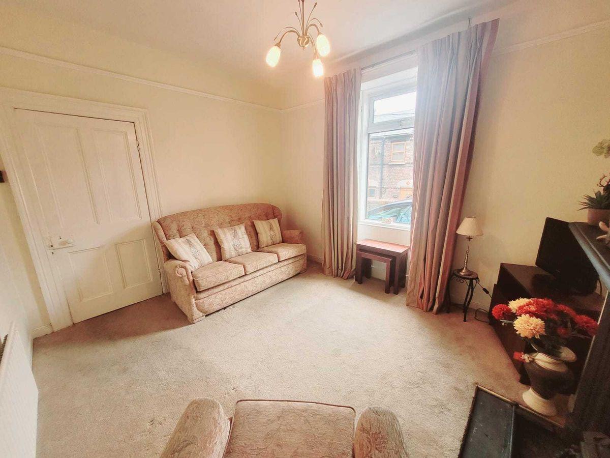 95 Rathmore Place, Old Youghal Road, Cork City, Co. Cork, T23X9TF, historical listing image 5