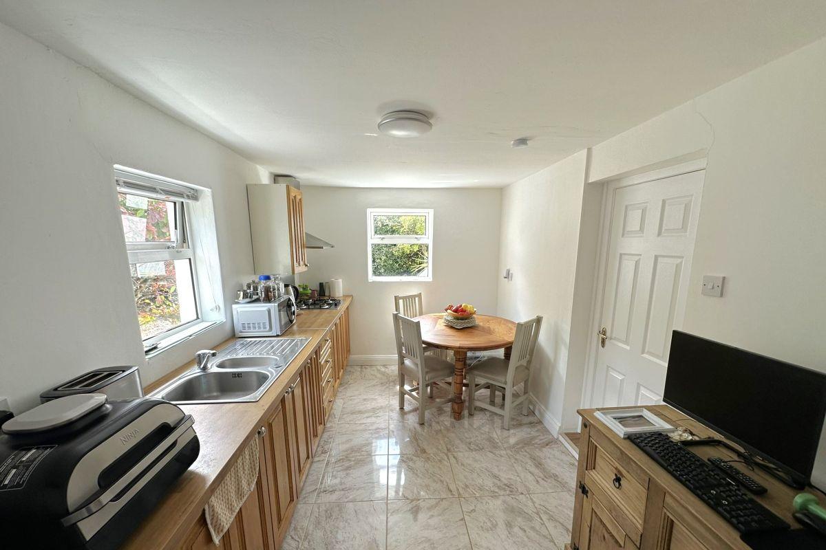 Skibbereen Road, Drimoleague, Co. Cork, P47VP89, historical listing image 4