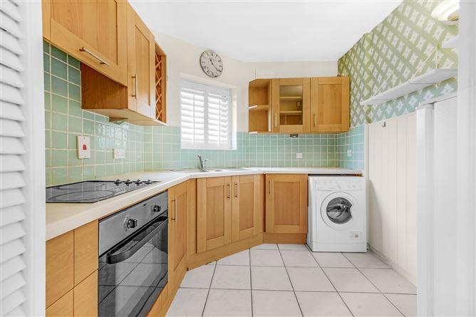 1c Avalon Burrow Road, Sutton, Dublin 13, historical listing image 5