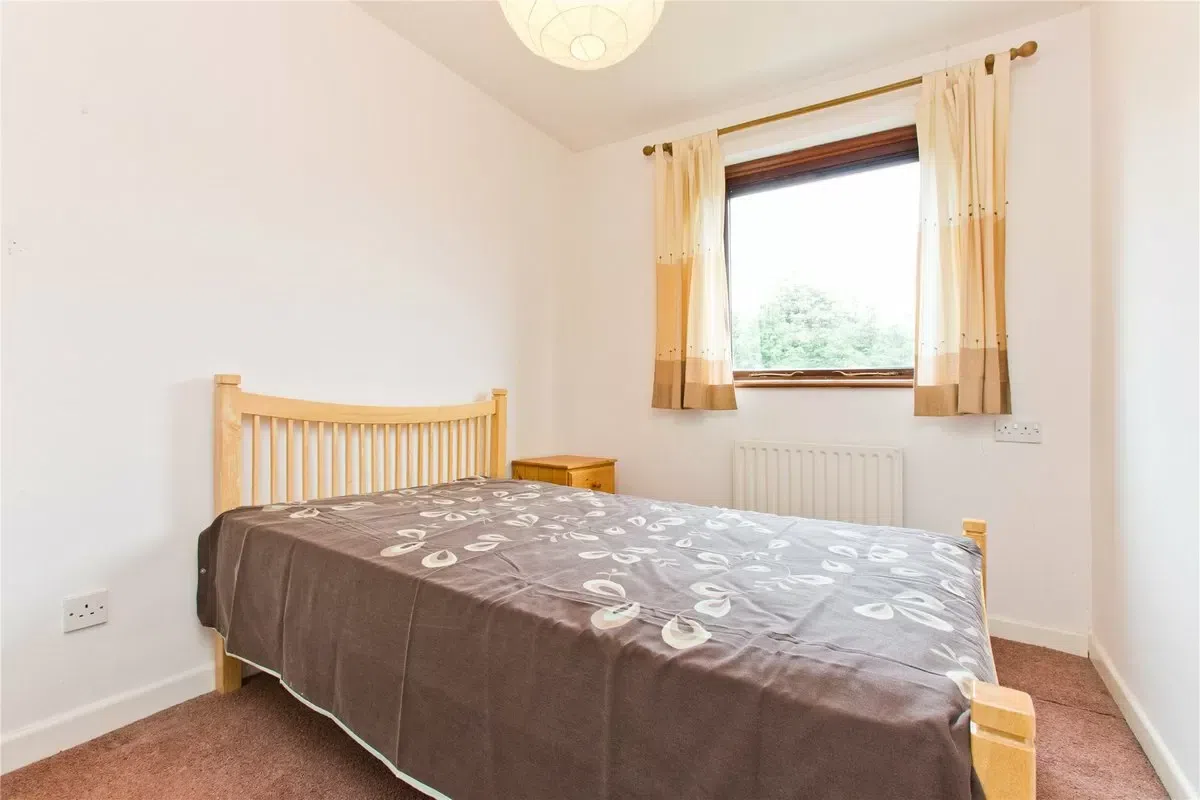 19 Woodlawn Grove, Churchtown, Dublin 14, historical listing image 5