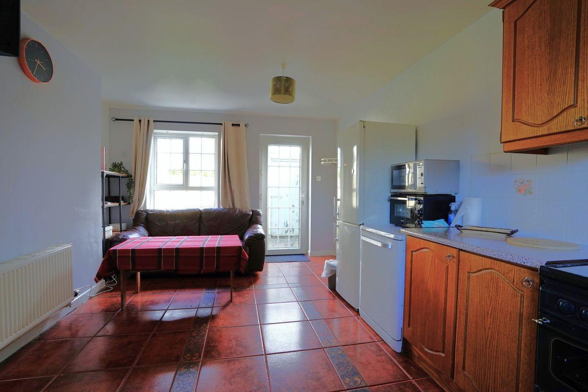 103 Saint Herblain Park, Kilcohan, Waterford City, Co. Waterford, X91DA0E, historical listing image 5