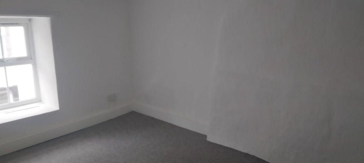 29 Bridge Street, Carrick-On-Suir, Carrickbeg, Co. Tipperary, E32W984, historical listing image 6